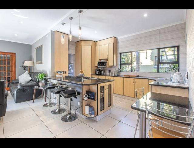 3 BEDROOM HOUSE FOR SALE IN RUIMSIG